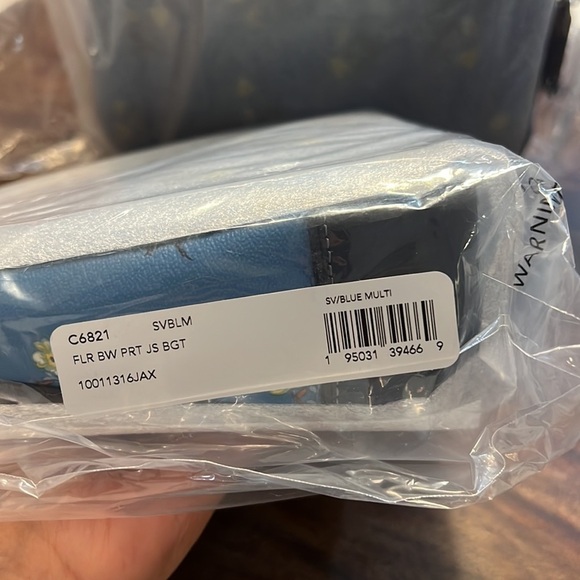 Coach Jes Baguette With Floral Bow Print - Picture 6 of 6